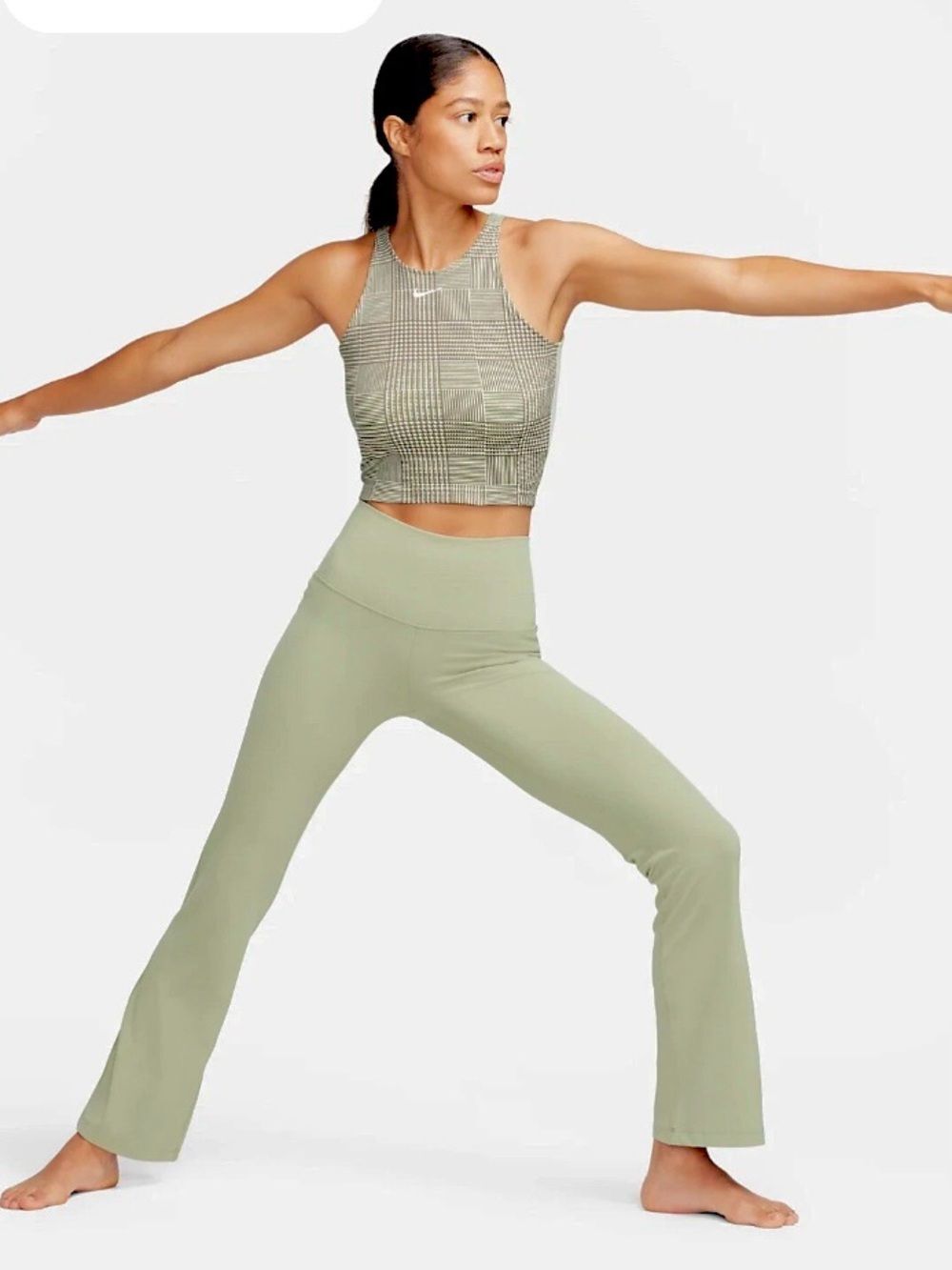 Nike Yoga Dri-FIT Luxe High-Rise Boot-Cut Yoga Pants Light Sage Willow Green M